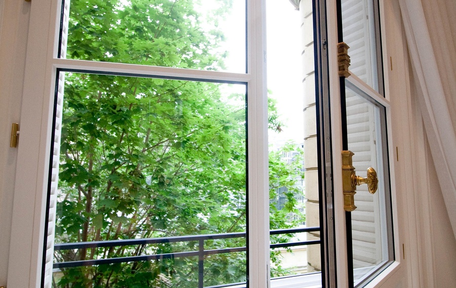 Nos fenêtres BOIS INTENS à Les lilas