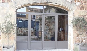 Les portes fen&ecirc;tres en ALU &agrave;&nbsp;Les lilas